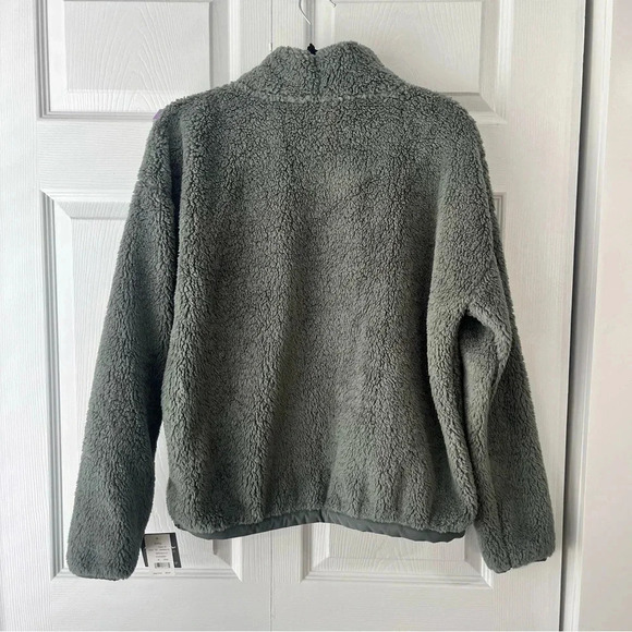 Eddie Bauer Snug Plush Funnel Neck Top Women's Med Olive Green Pullover NWT - Picture 4 of 4